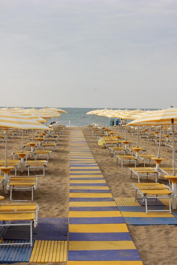 Marina 3*