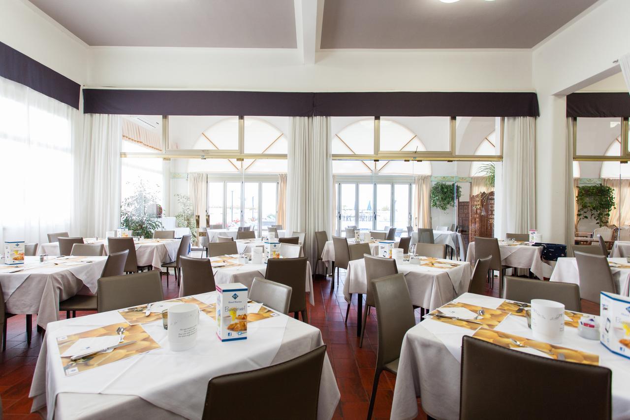 Hotel Marina 3*