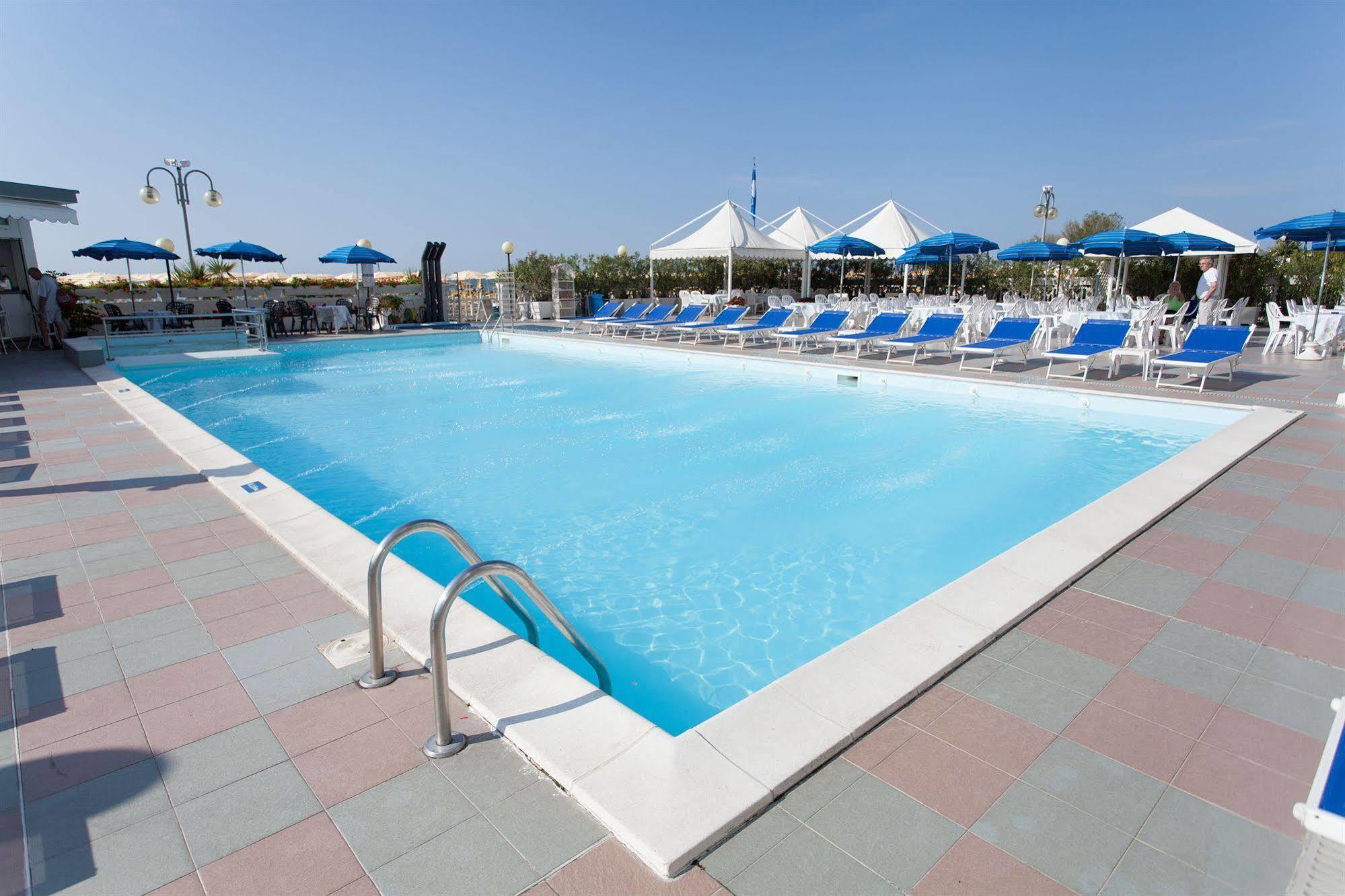 Hotel Marina 3*