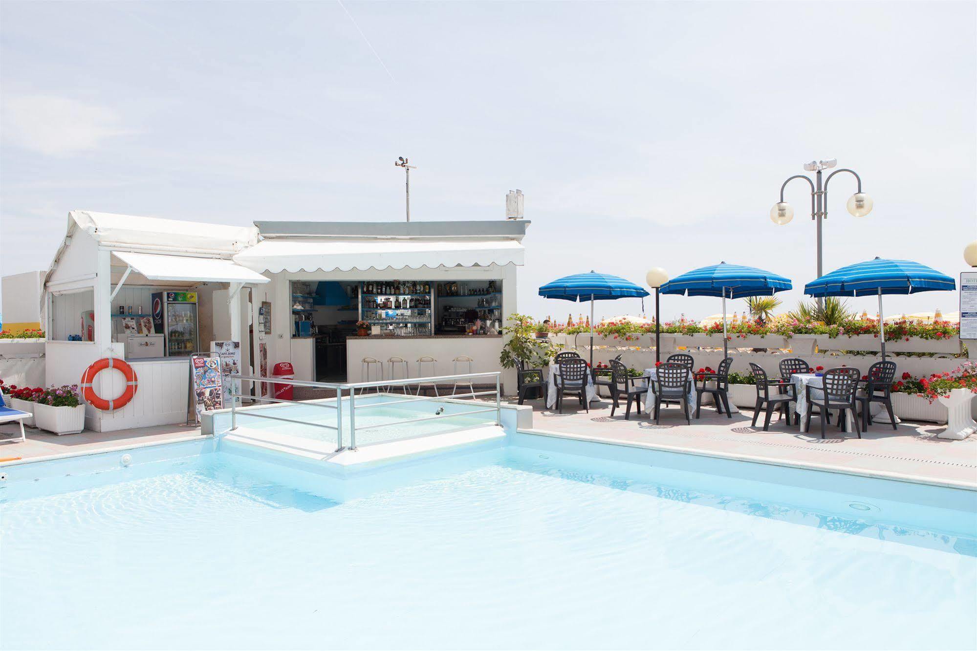 Marina Hotel